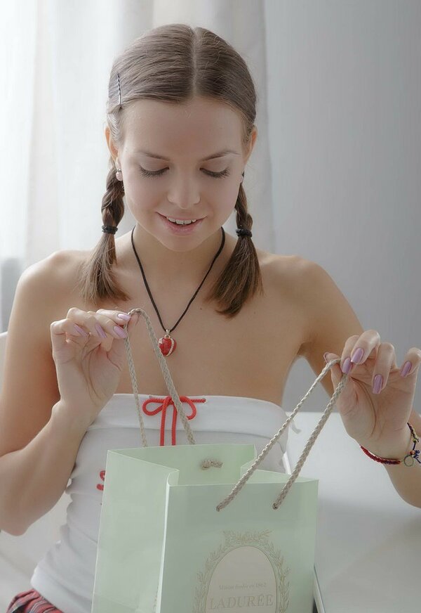 Алёна, 18 лет, 0 размер груди